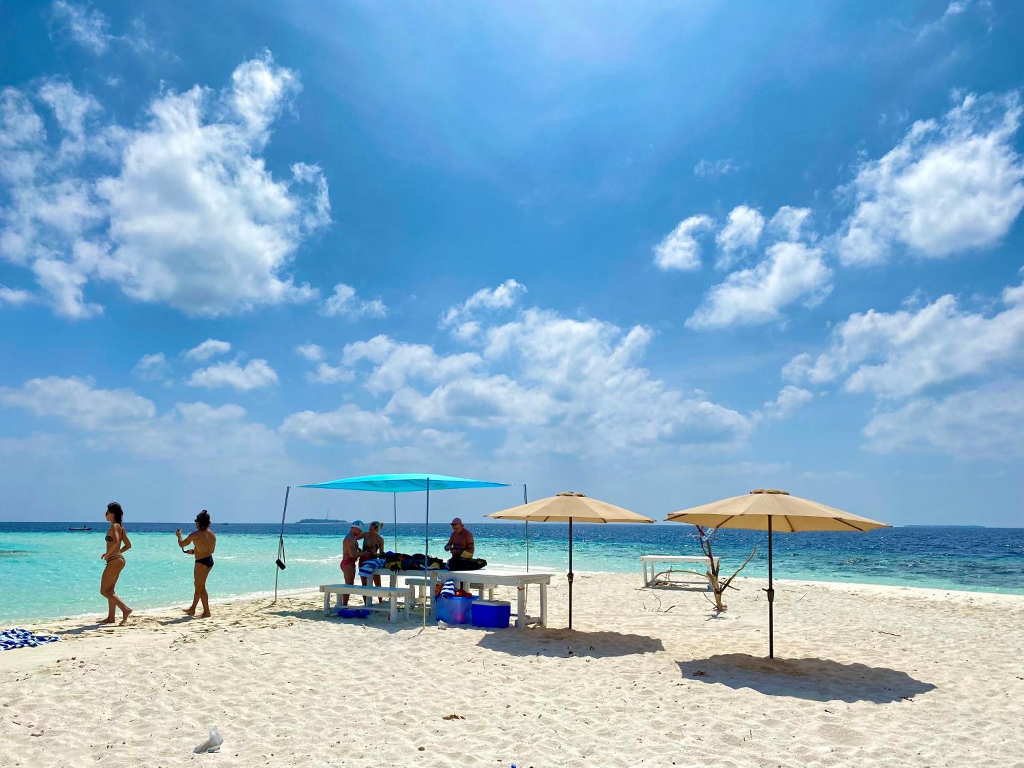 Viva Beach Maldives Hangnaameedhoo Exterior photo