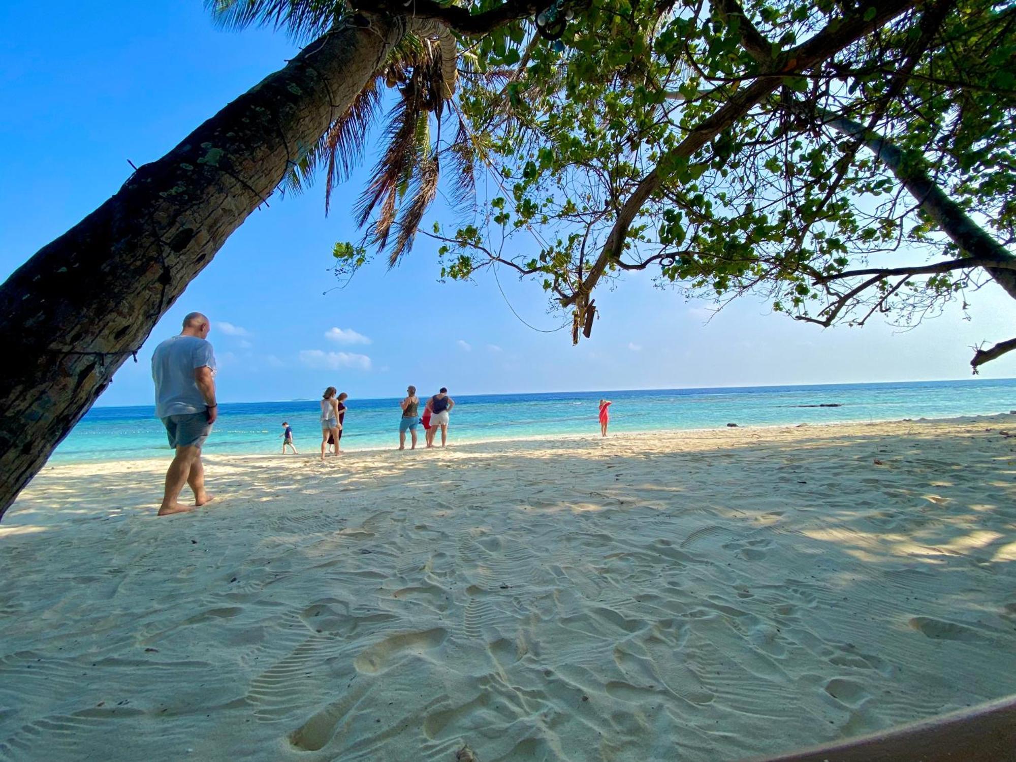 Viva Beach Maldives Hangnaameedhoo Exterior photo
